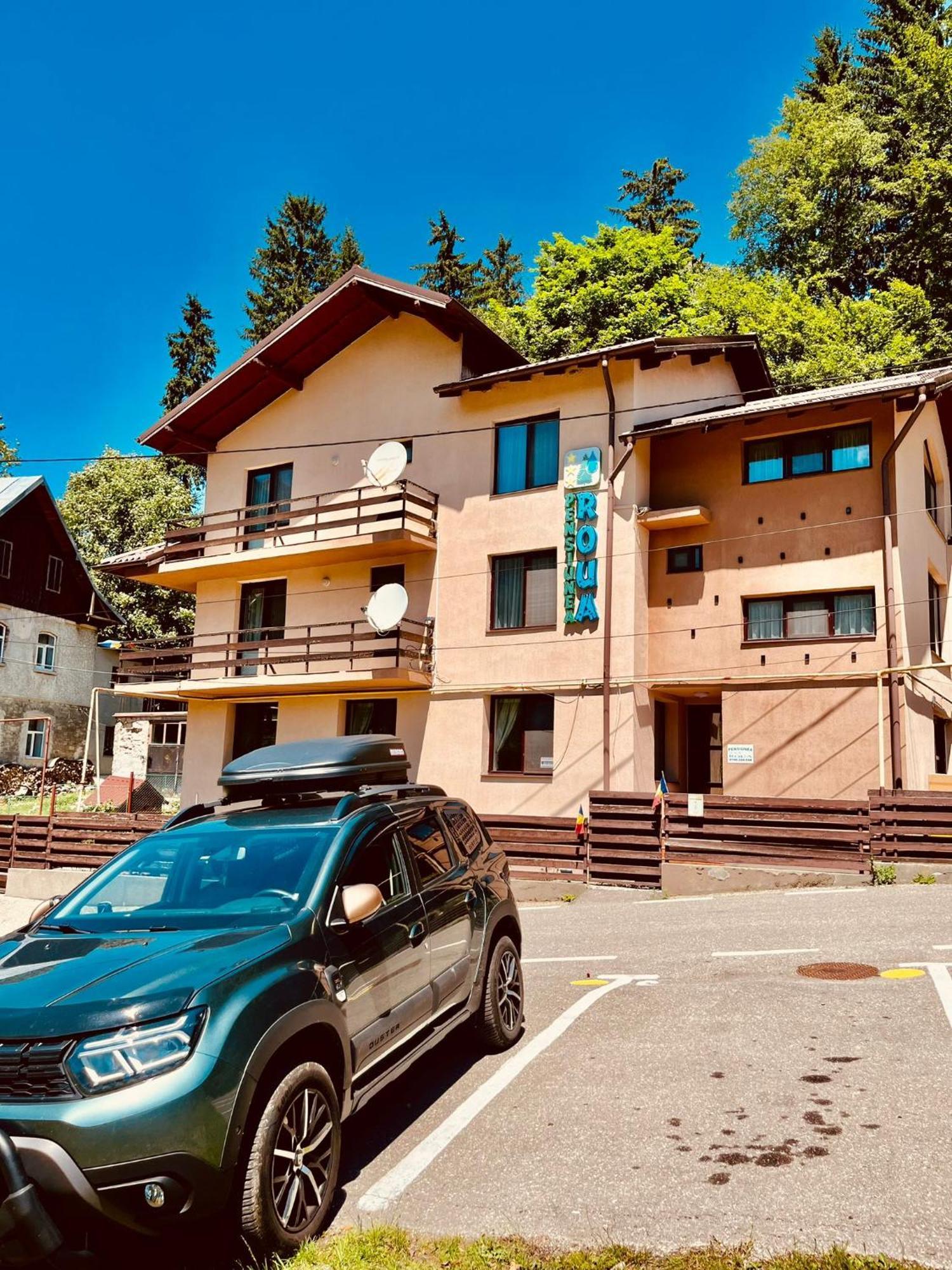 Pensiunea Roua Sinaia Esterno foto